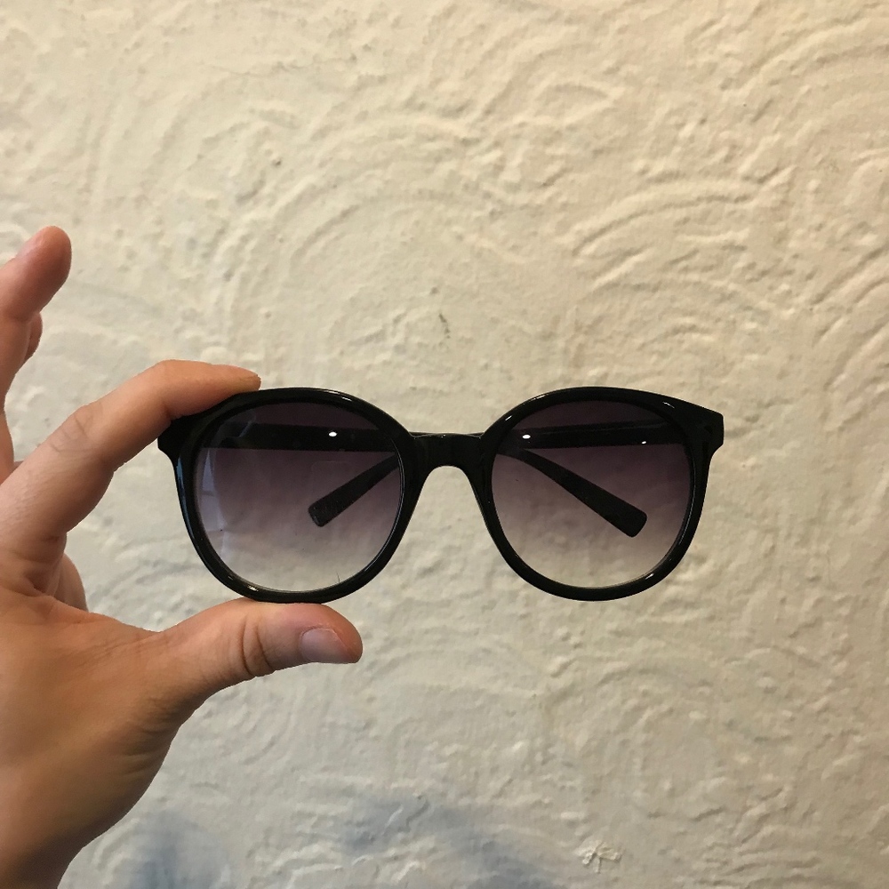 Black sunglasses